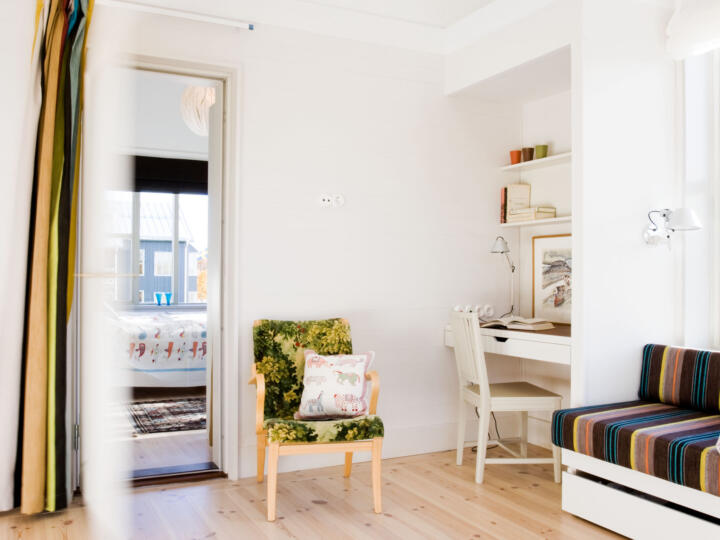 Connecting Rooms