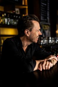 Andreas Grube, vinjournalist och författare.