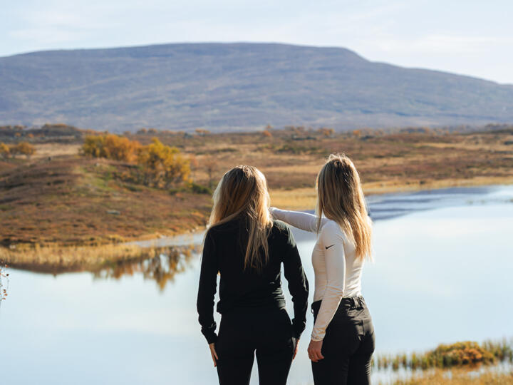 Mer än bara fjäll – guidade turer med Fjällnäs Explore i Funäsfjällen